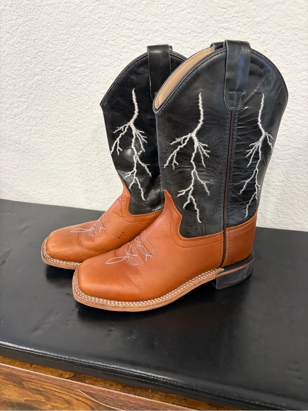 Cody James leather Kids Two-Tone Western Cowboy Boots - Black & Brown
